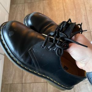 DOC MARTENS Black shoe